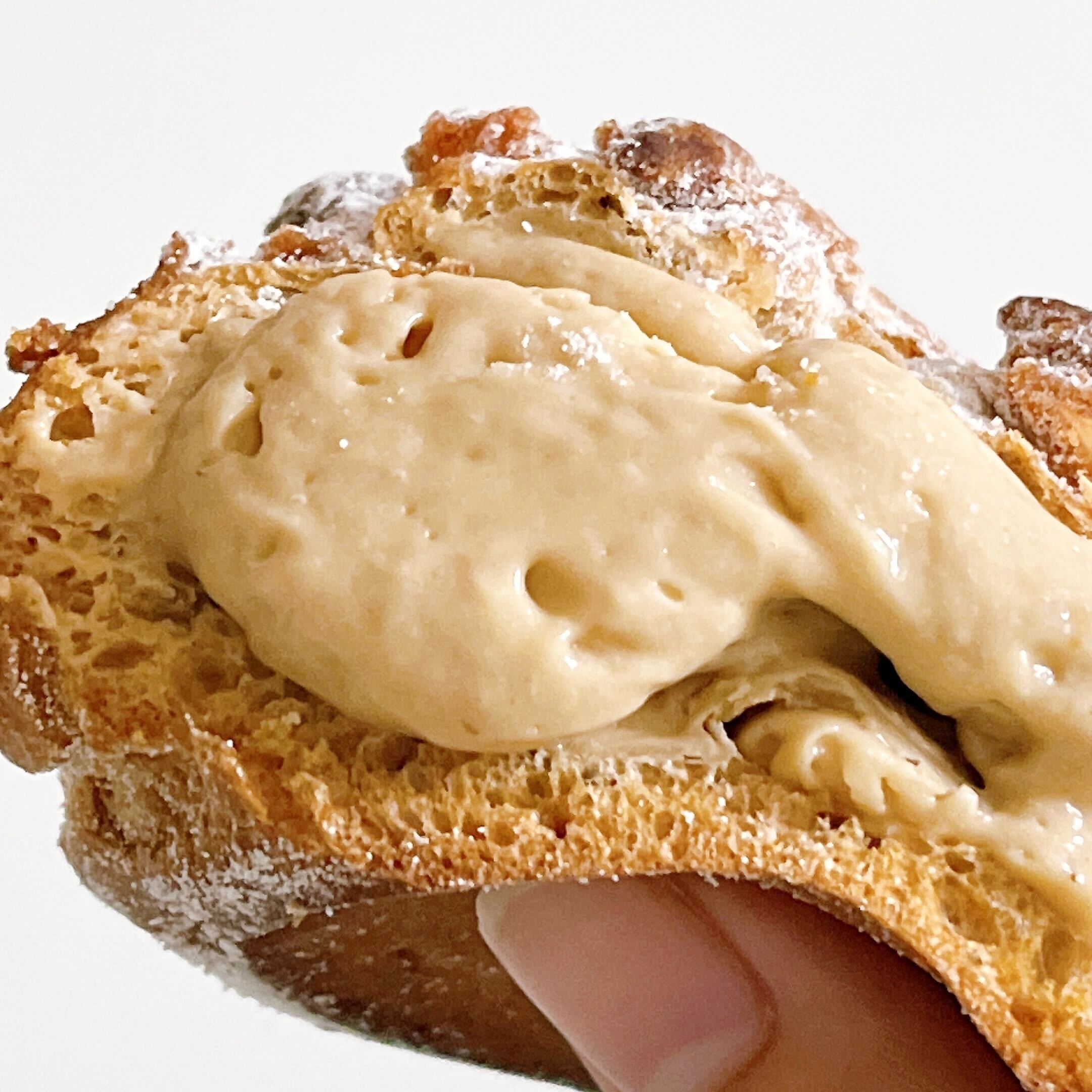 FamilyMart(ファミリーマート)のオススメのスイーツ「イタリア栗のマロンシュー」