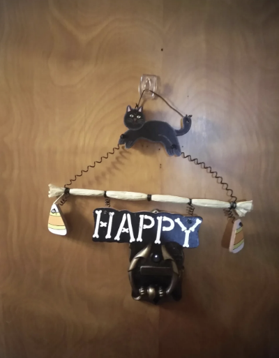 sign just says happy