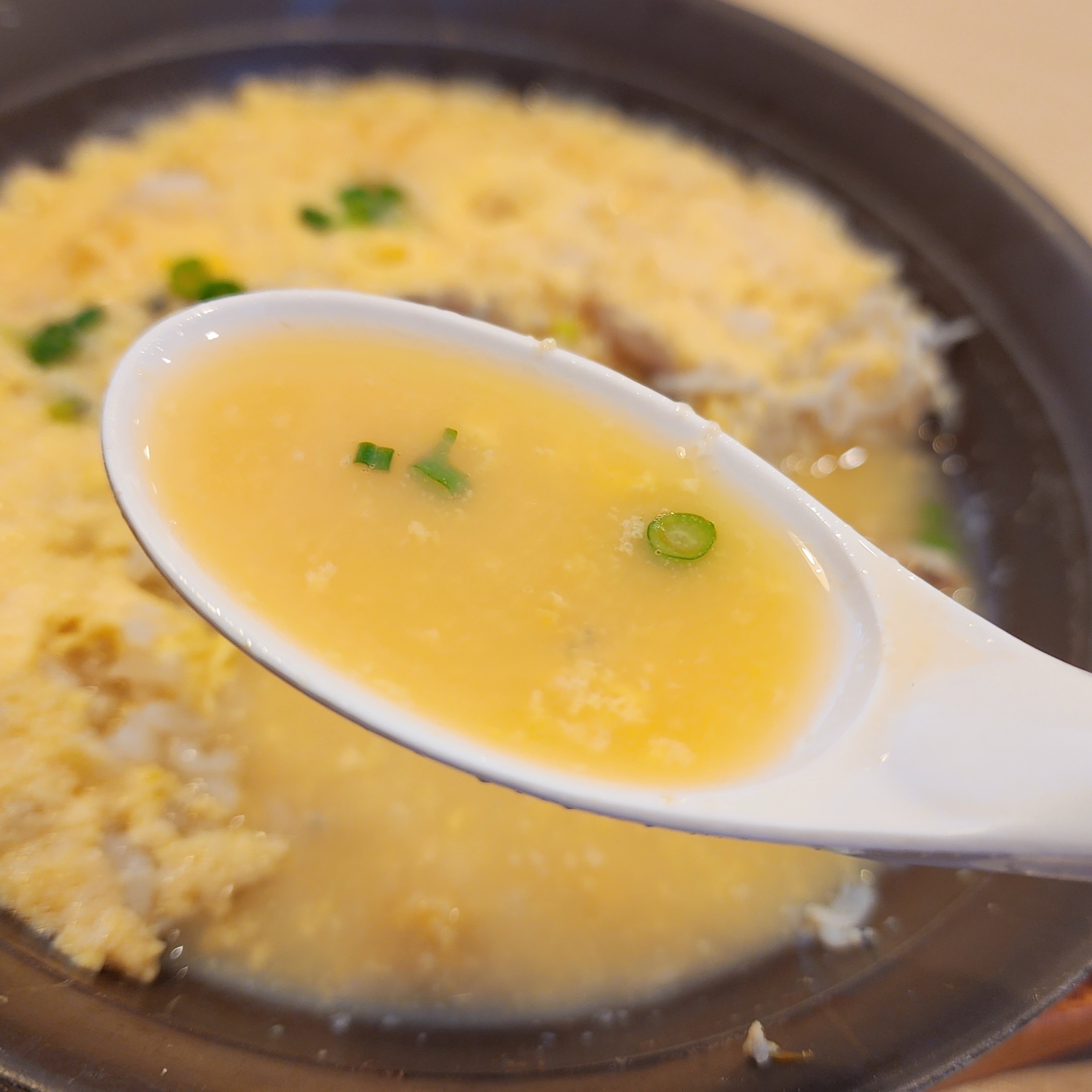 ガストのおすすめモーニング「しらすときのこの雑炊」