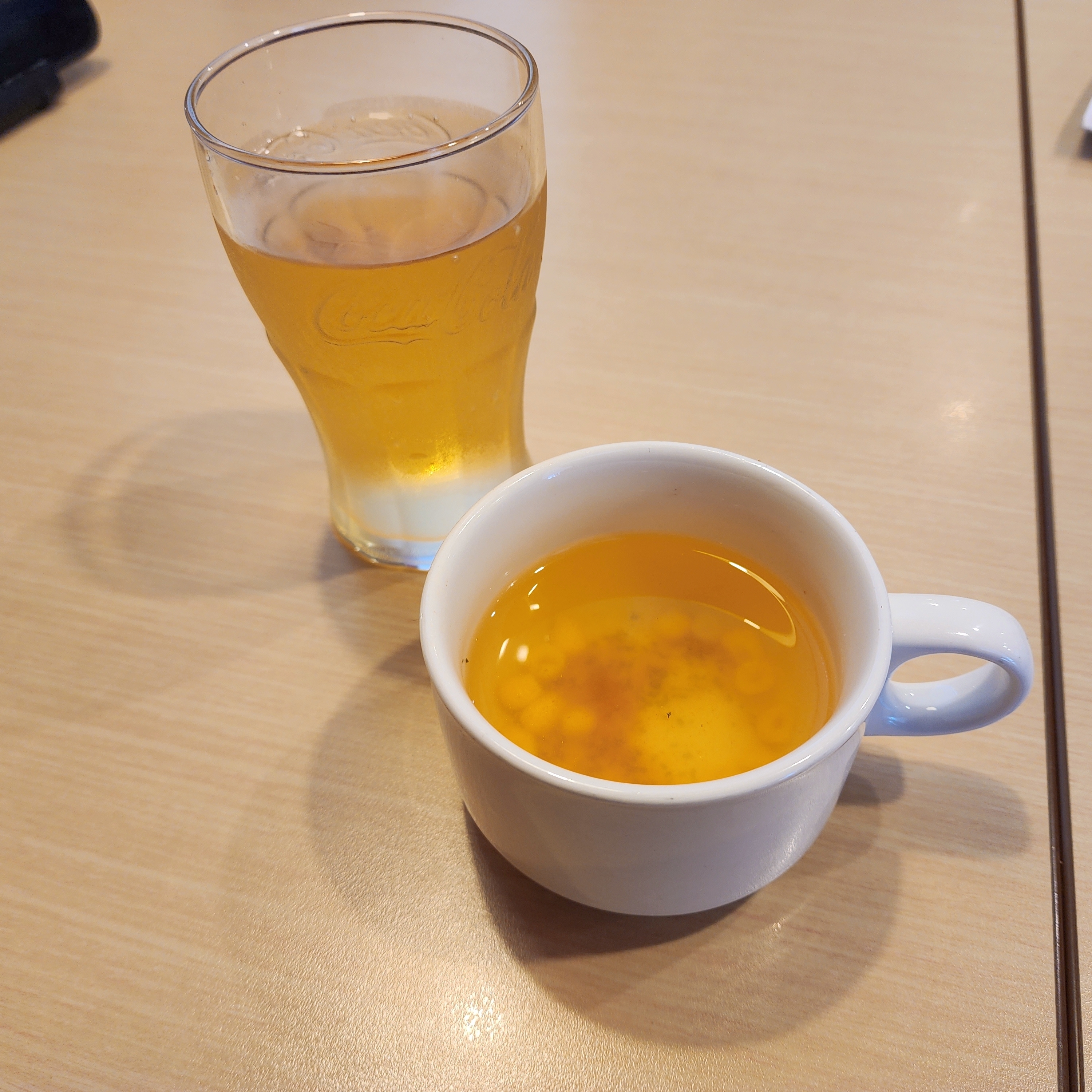 ガストのおすすめモーニング「しらすときのこの雑炊」