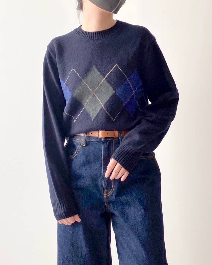 ユニクロのオススメのトップス「プレミアムラムクルーネックセーター(アーガイル・長袖)」