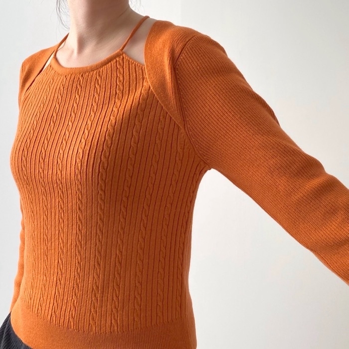 GUのオススメのトップス「レイヤードルックセーター（長袖）+E」