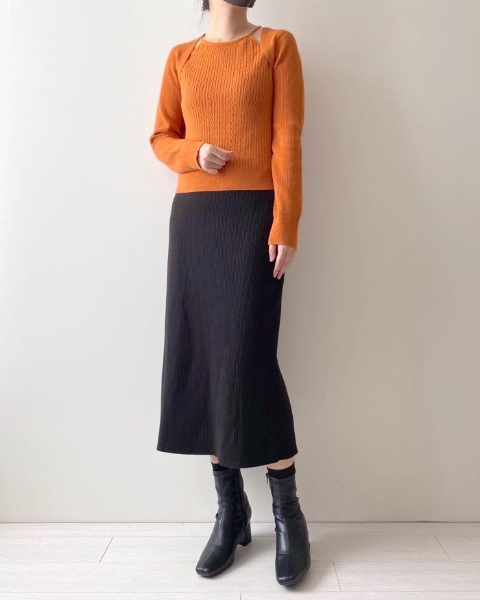 GUのオススメのトップス「レイヤードルックセーター（長袖）+E」
