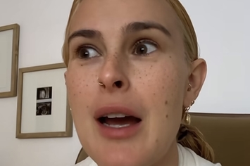 Rumer Willis talks into her camera 