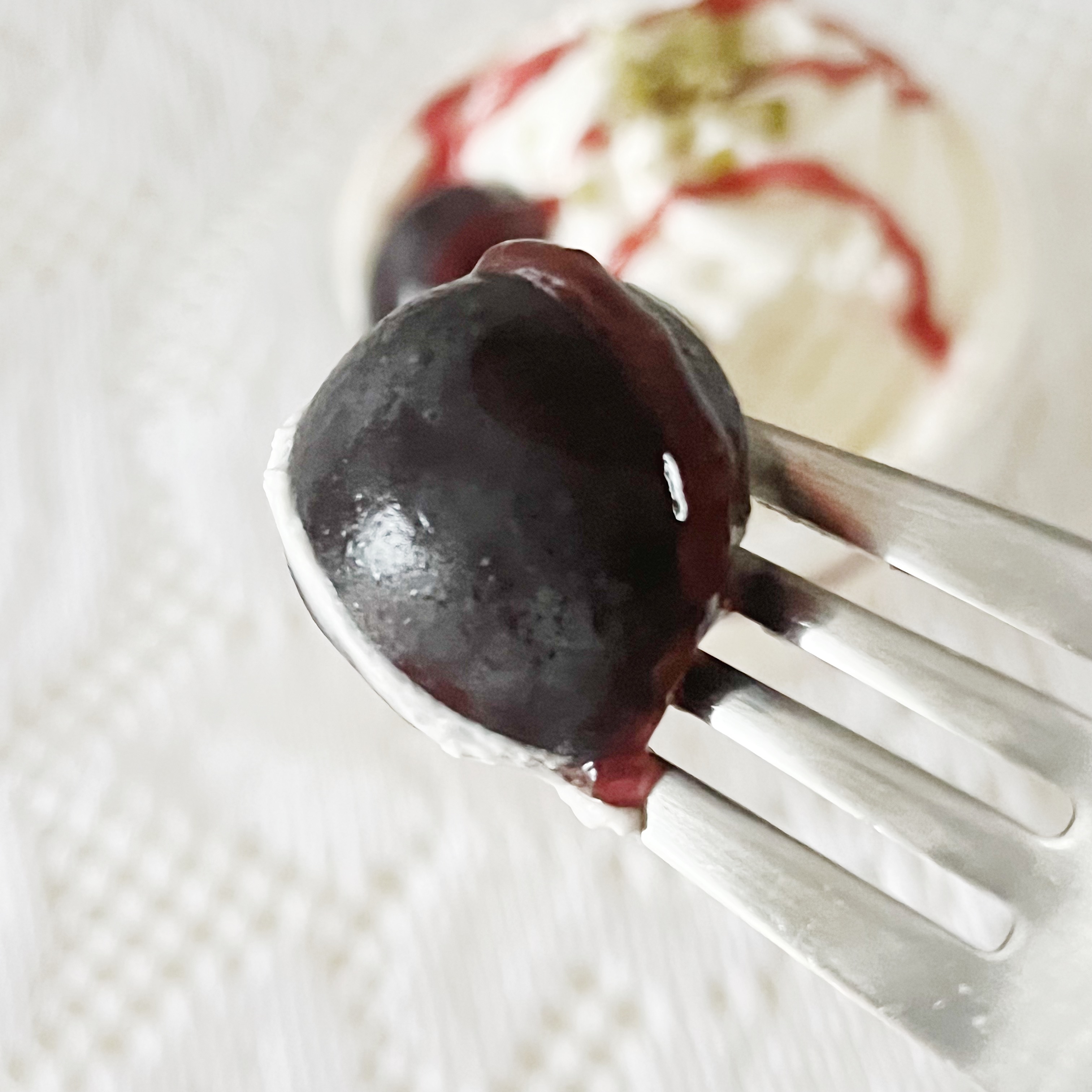 ミニストップのおすすめのスイーツ「巨峰ショートケーキ」