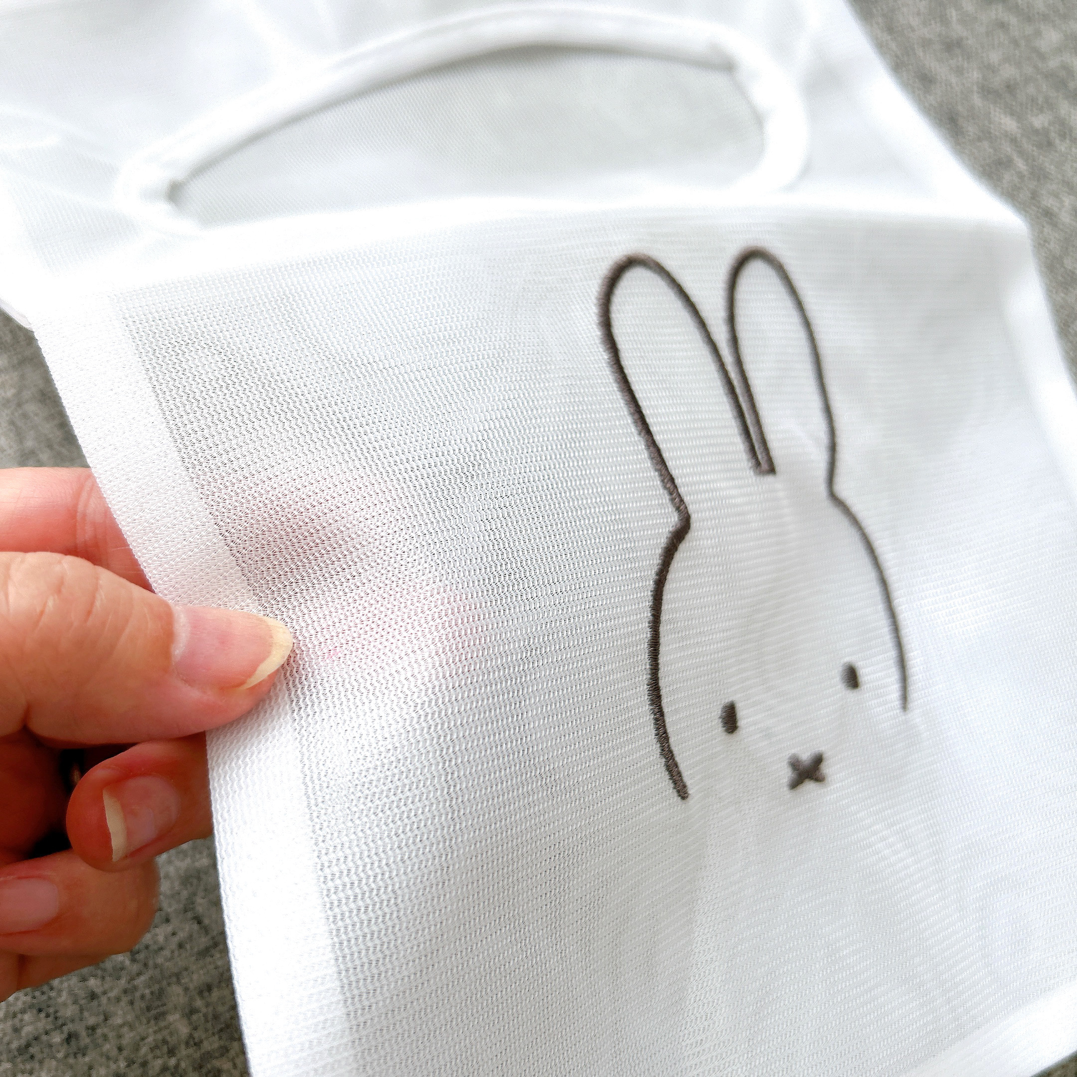 ニトリのおすすめ収納グッズ「miffy ミッフィー ピンチ収納バッグ（顔だけミッフィー）」