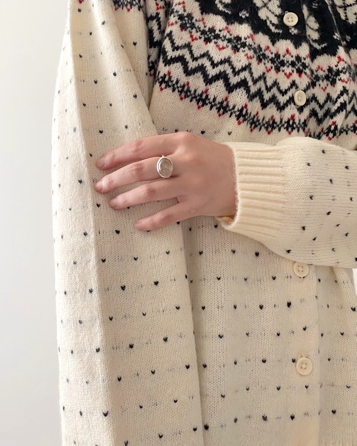 ユニクロのオススメのトップス「ジャカードクルーネックカーディガン(長袖)」