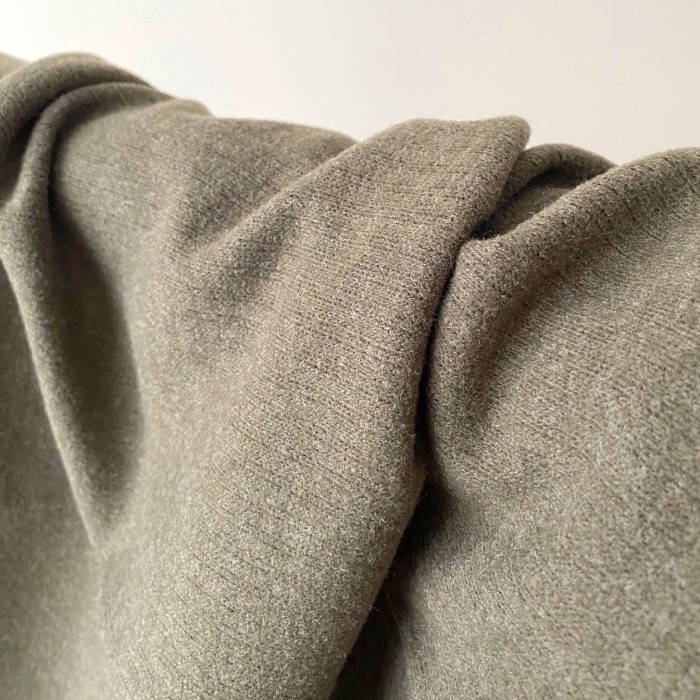 GUのオススメのスカート「ブラッシュドリブフレアロングスカート」