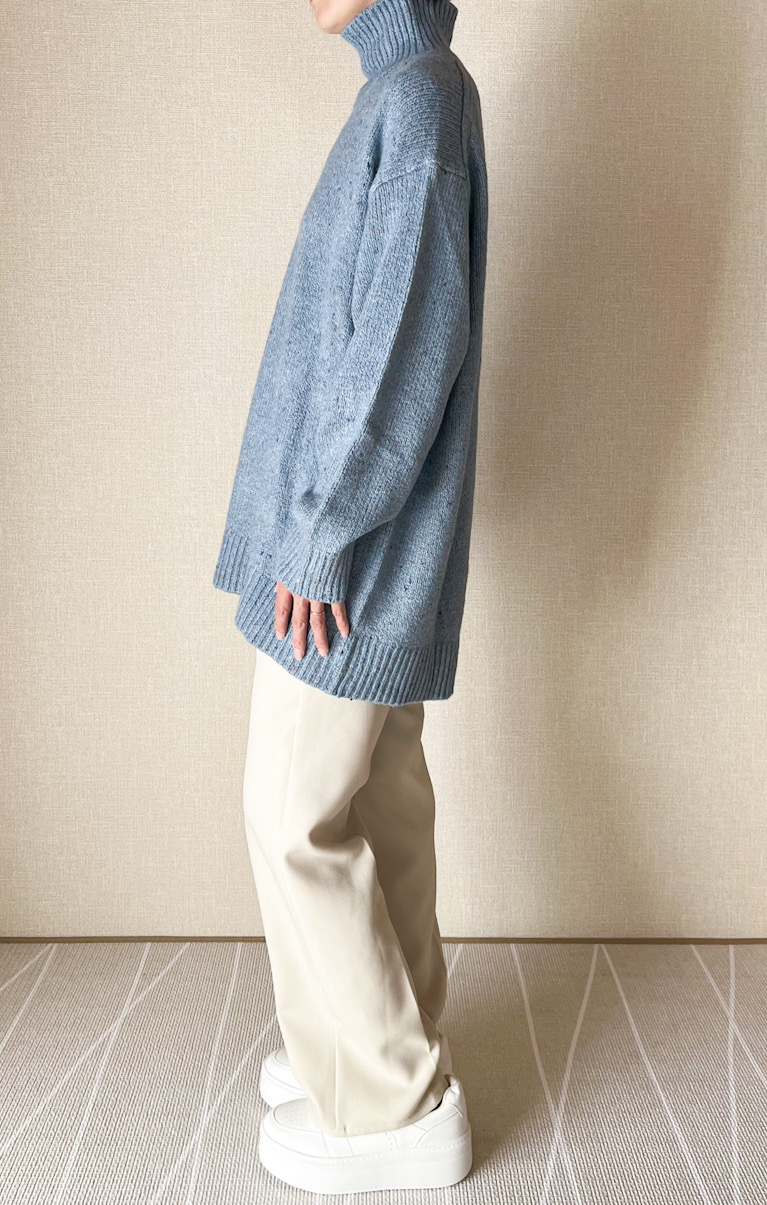 UNIQLO（ユニクロ）のおすすめトップス「ソフトニットハイネックセーター（長袖）」