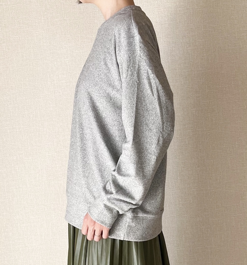 UNIQLO（ユニクロ）のおすすめトップス「ソフトニットフリースクルーネックT（長袖）」