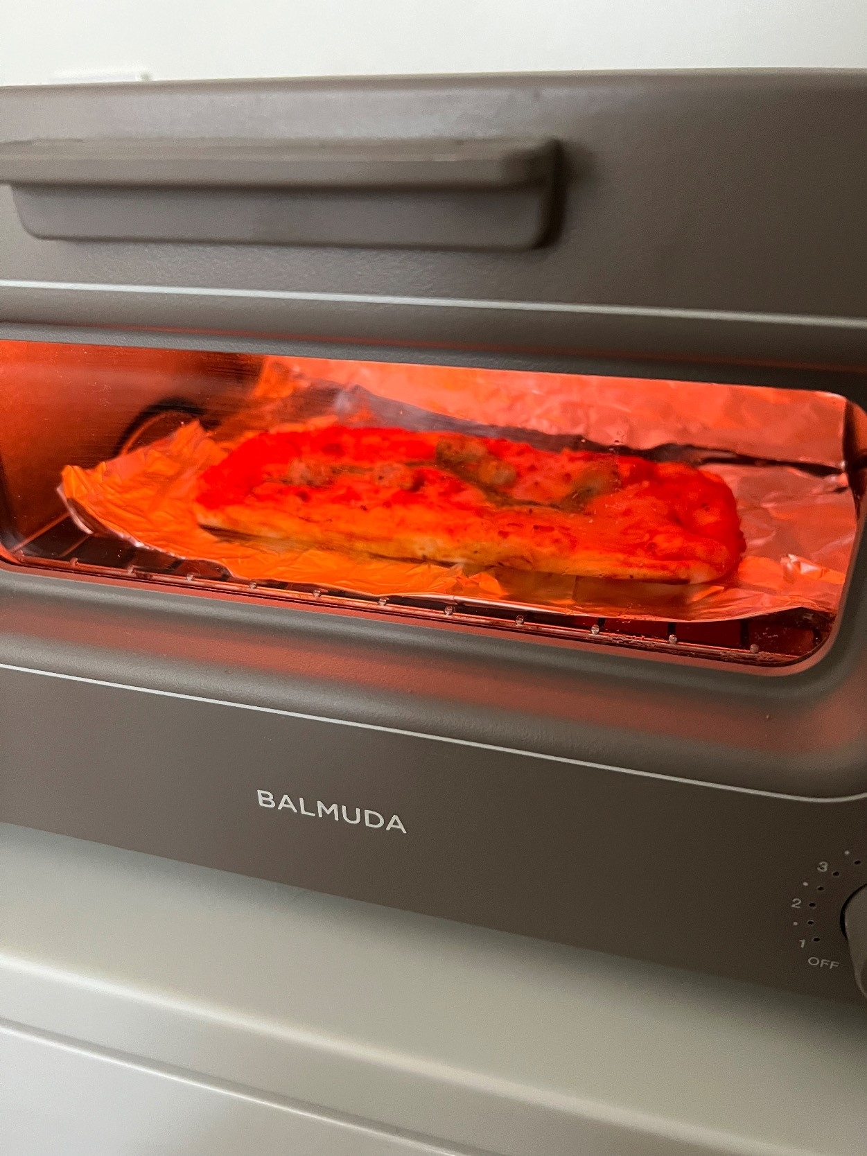 ミスタードーナツのオススメのパン「ピザッタ マルゲリータ」