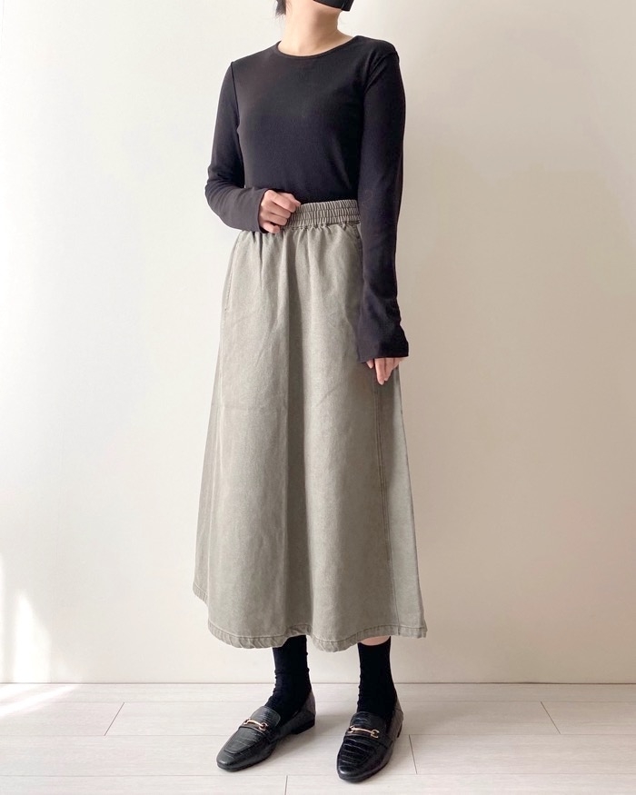 ユニクロのオススメのスカート「デニムイージースカート」