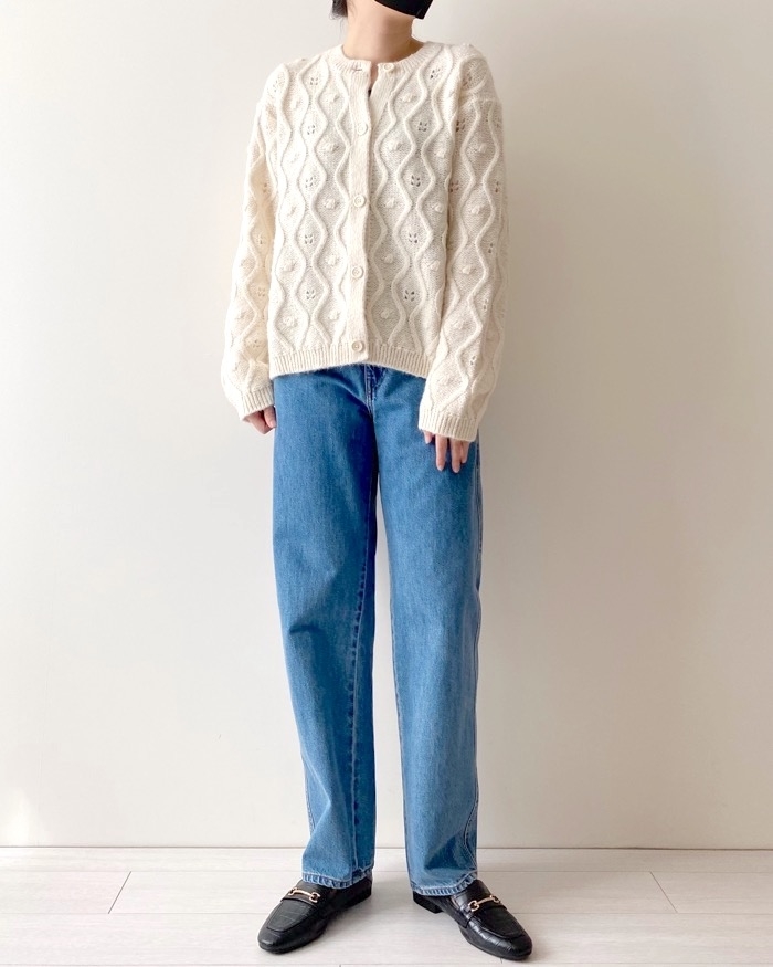 ユニクロのオススメのカーディガン「ポインテールクルーネックカーディガン（長袖）」