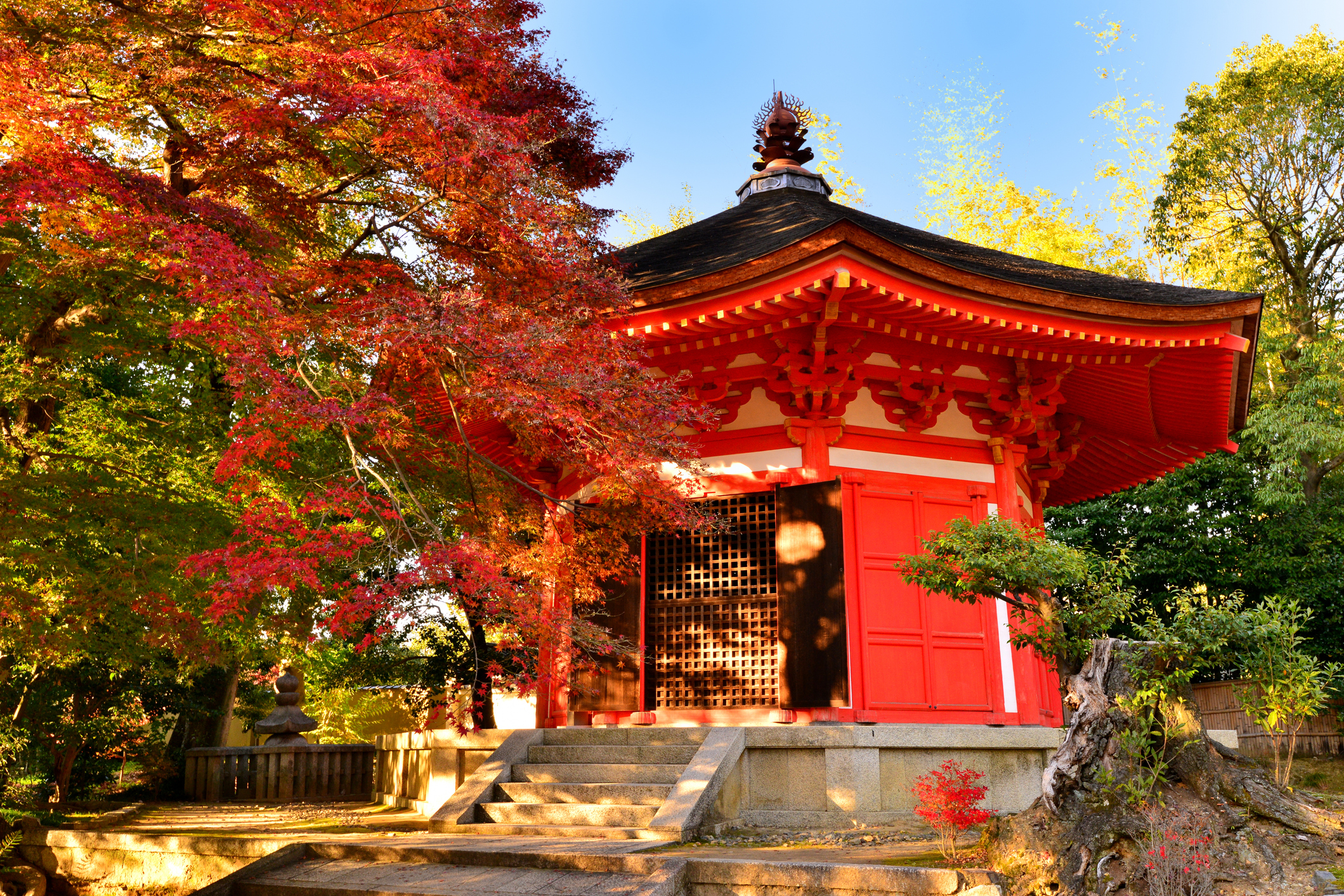 Temple with red leaves.