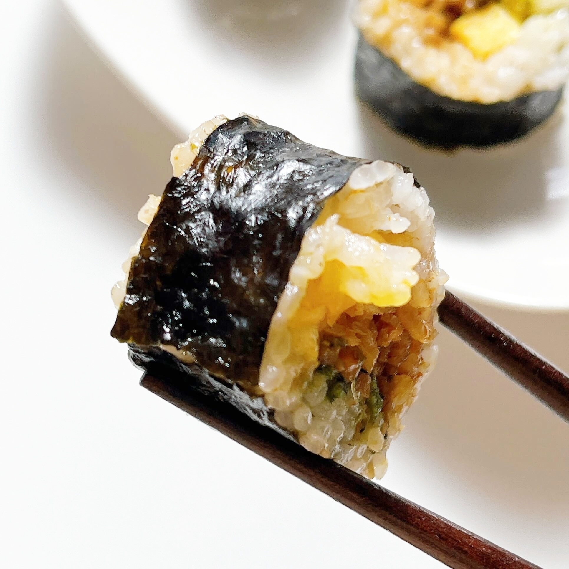 FamilyMart(ファミリーマート)のオススメの冷凍食品「ごま油香る!甘辛ソースの牛プルコギキンパ」