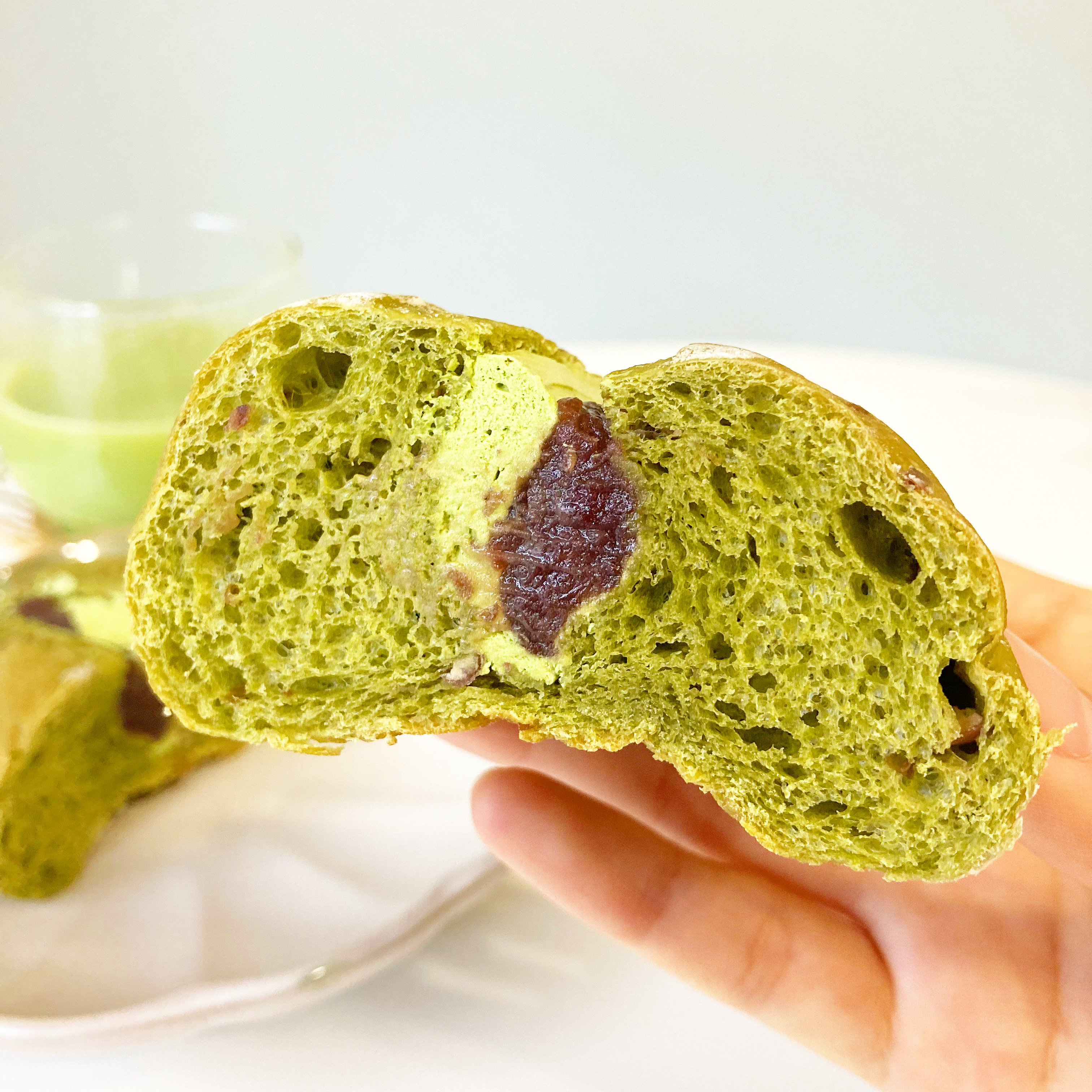 LAWSON(ローソン)の贅沢パン「お抹茶ソフトフランス」