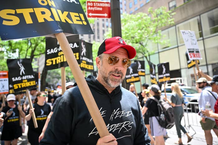 Jason Sudeikis on the picket line