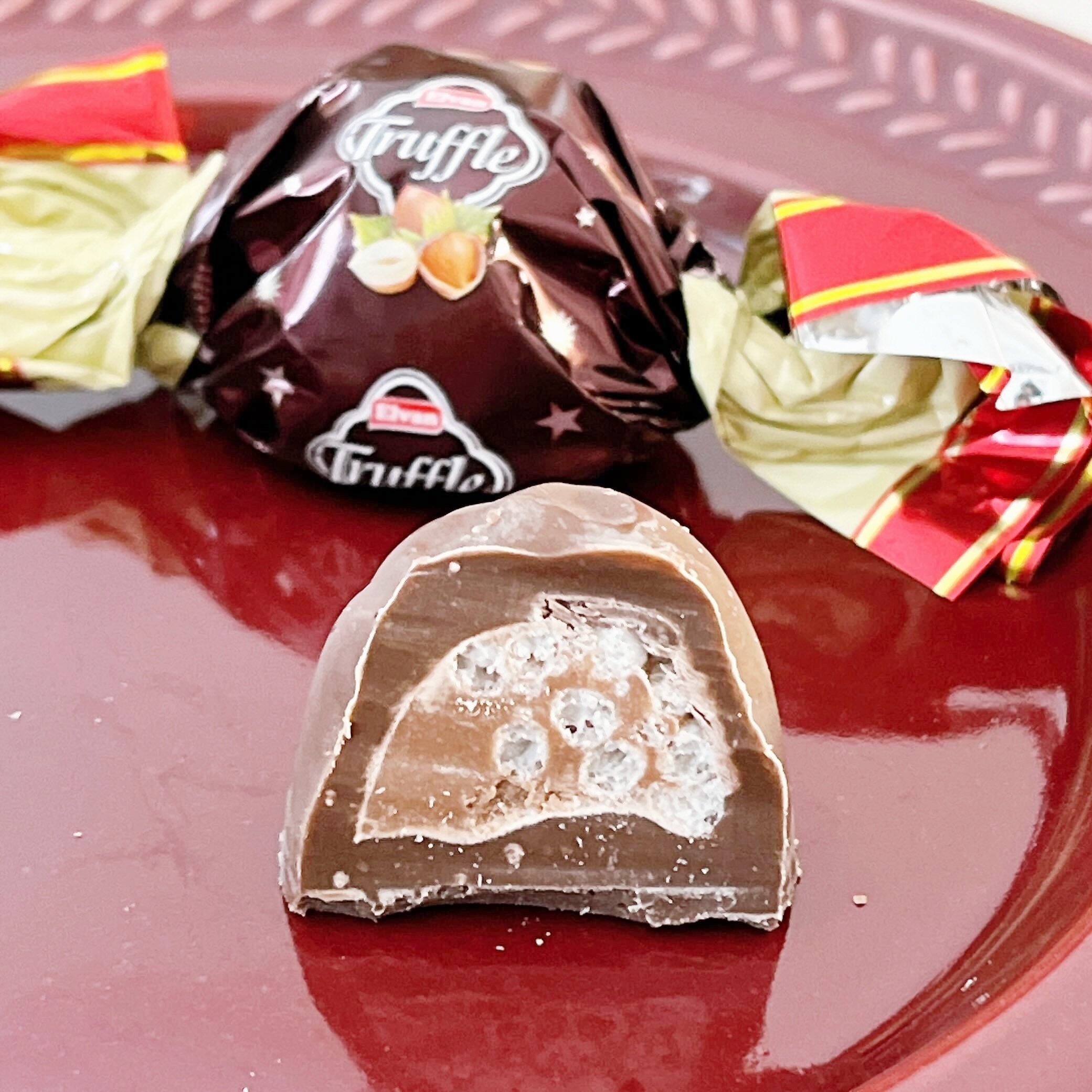 DAISO(ダイソー)のオススメのお菓子「クリート トリュフ ヘーゼルナッツ味」