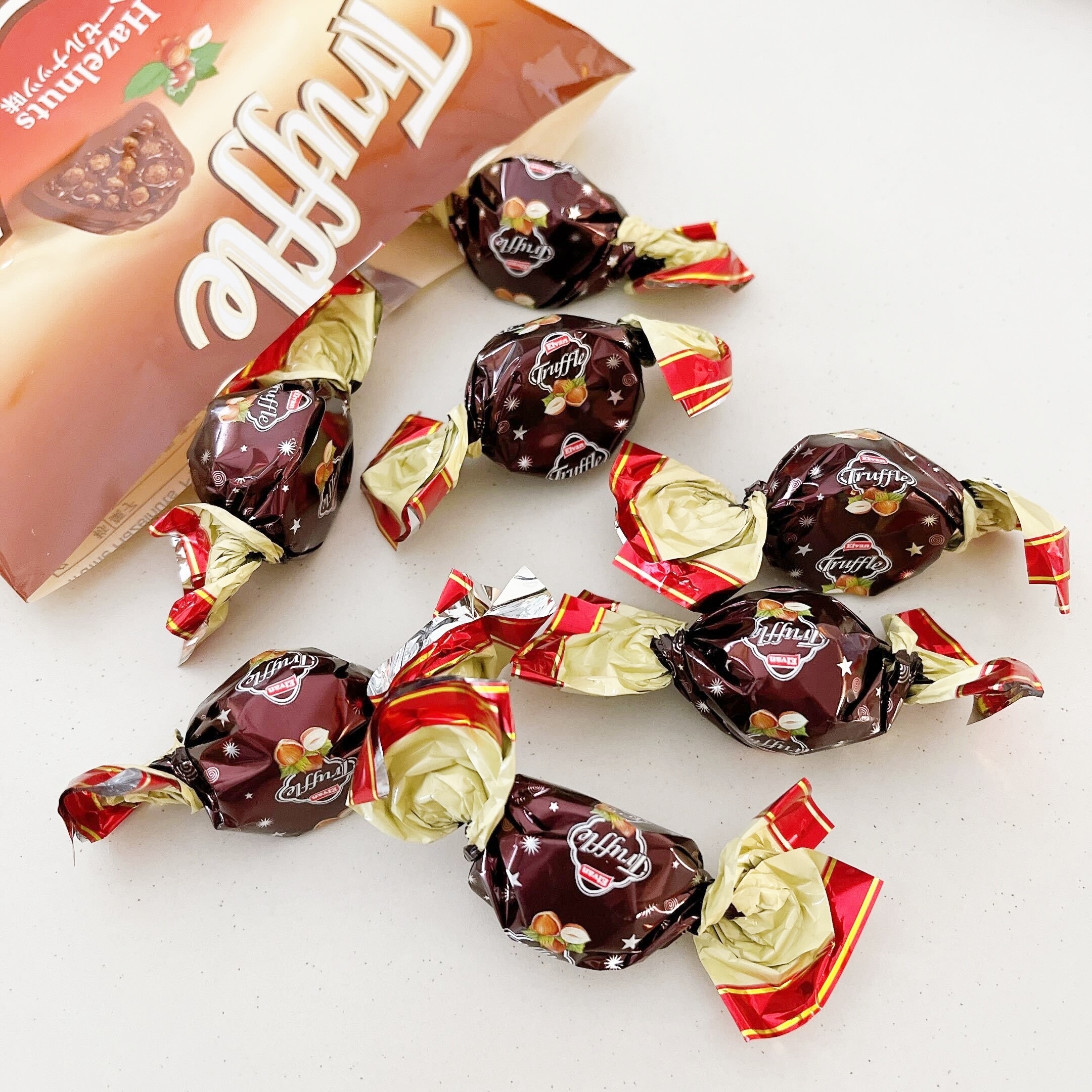 DAISO(ダイソー)のオススメのお菓子「クリート トリュフ ヘーゼルナッツ味」