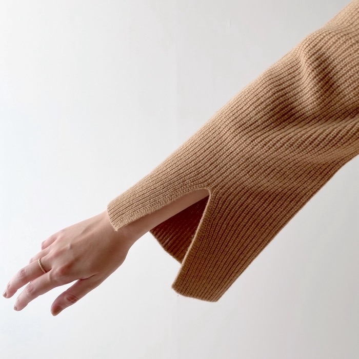 UNIQLO（ユニクロ）のおすすめワンピース「ボートネックニットワンピース（長袖）」