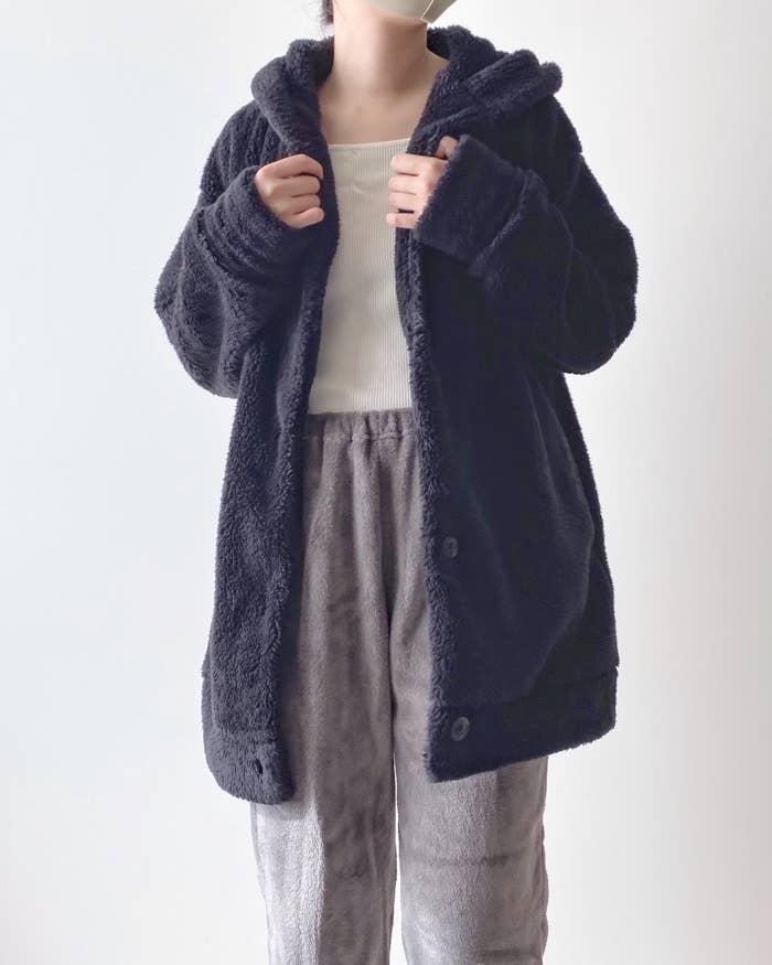 GUのオススメのパーカー「マシュマロフィールラウンジパーカ（長袖）（キャット）+E」