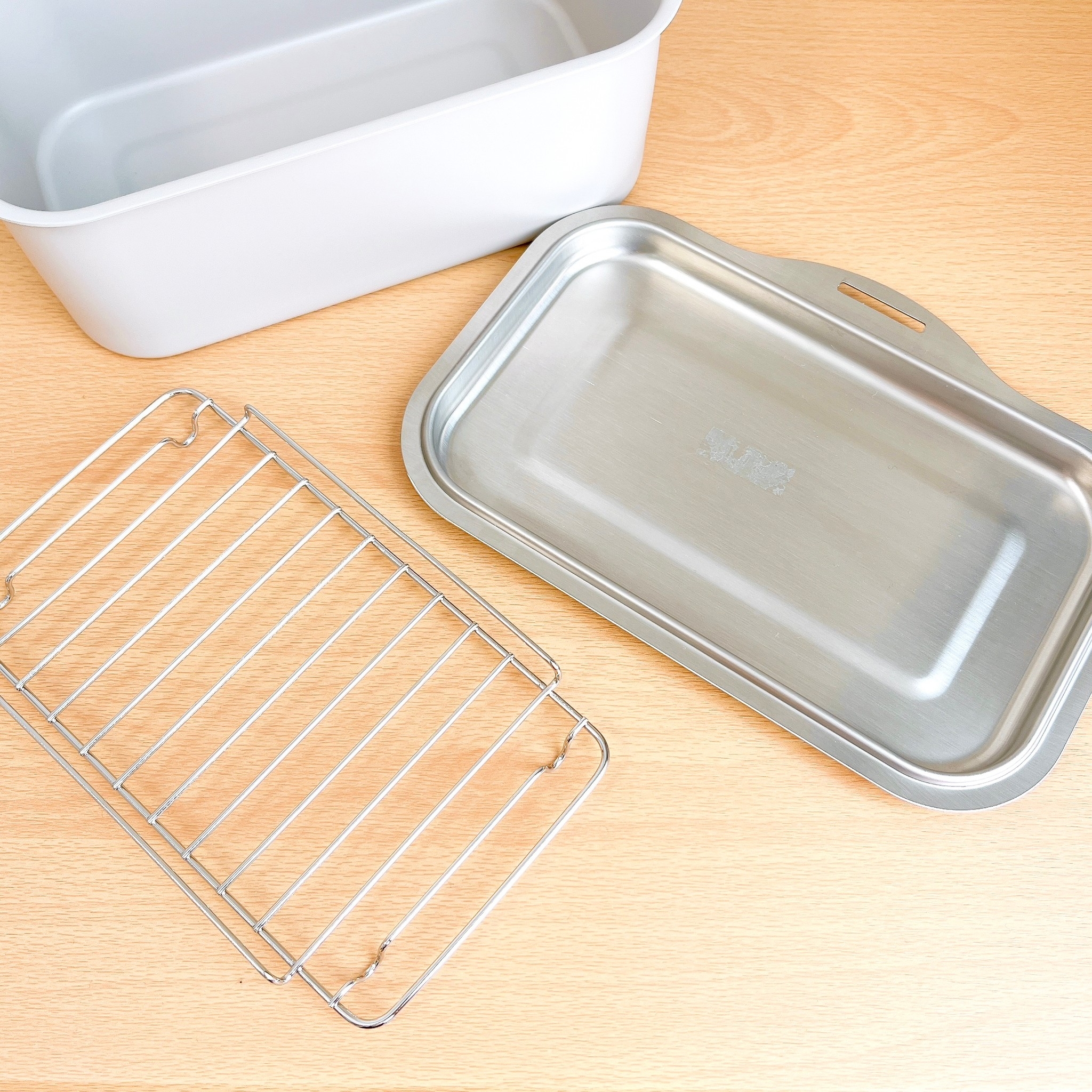 NITORI（ニトリ）のオススメの調理グッズ「【デコホーム商品】IH・ガス火 コンパクト天ぷら鍋（バット・網付き）（MO）」