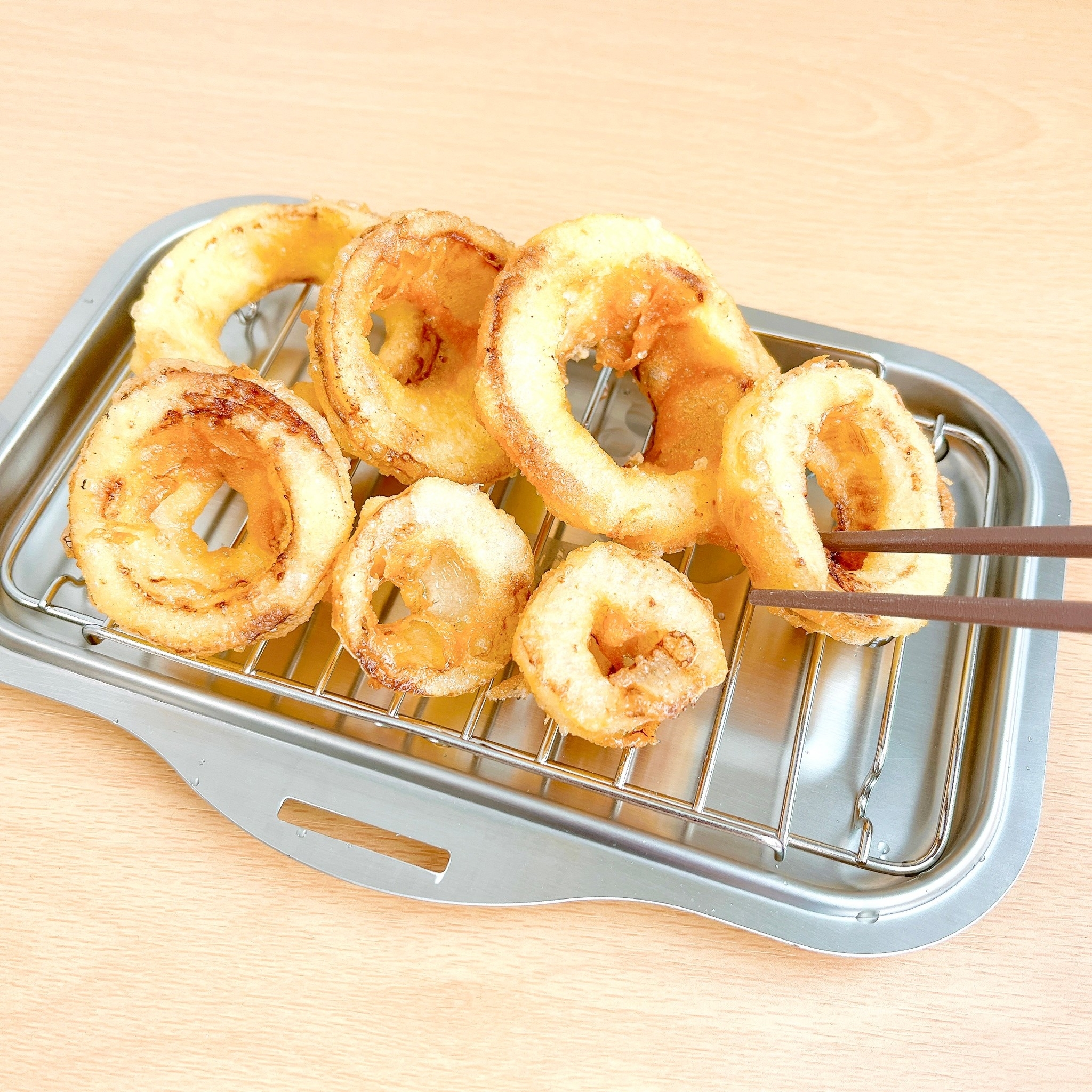 NITORI（ニトリ）のオススメの調理グッズ「【デコホーム商品】IH・ガス火 コンパクト天ぷら鍋（バット・網付き）（MO）」