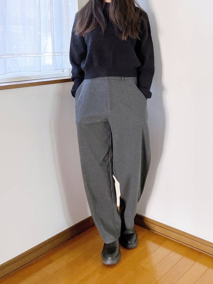 GU（ジーユー）のおすすめボトムス「ブラッシュドジャージーコクーンパンツQ」