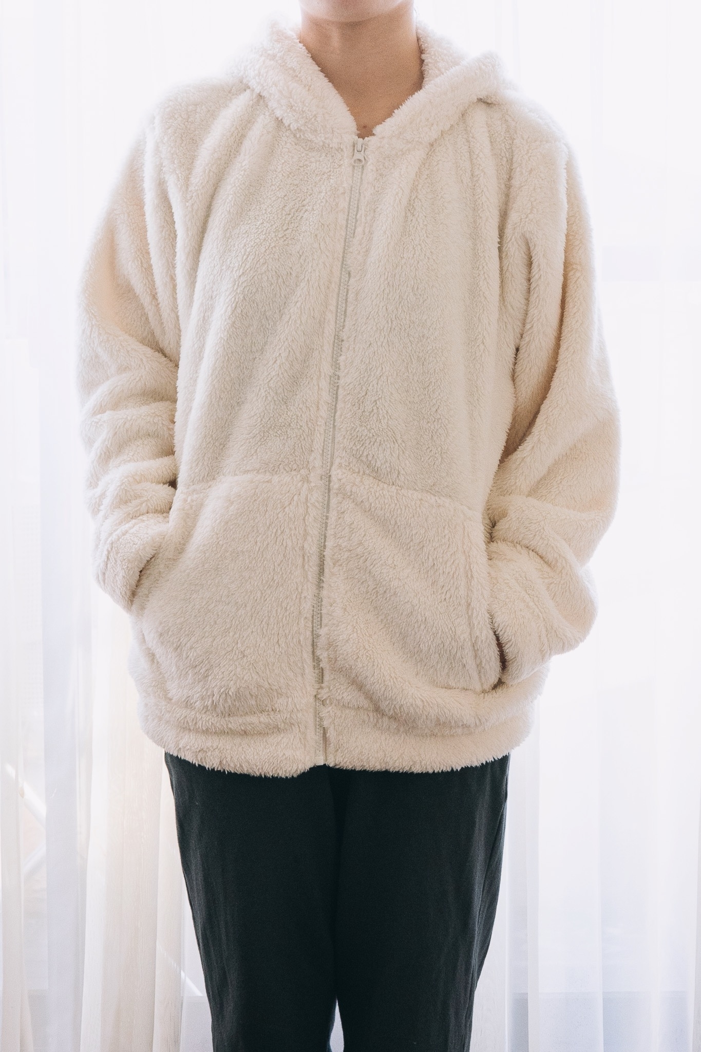 GUのオススメルームウェア「マシュマロフィールラウンジパーカ(長袖)+E(セットアップ可能)」