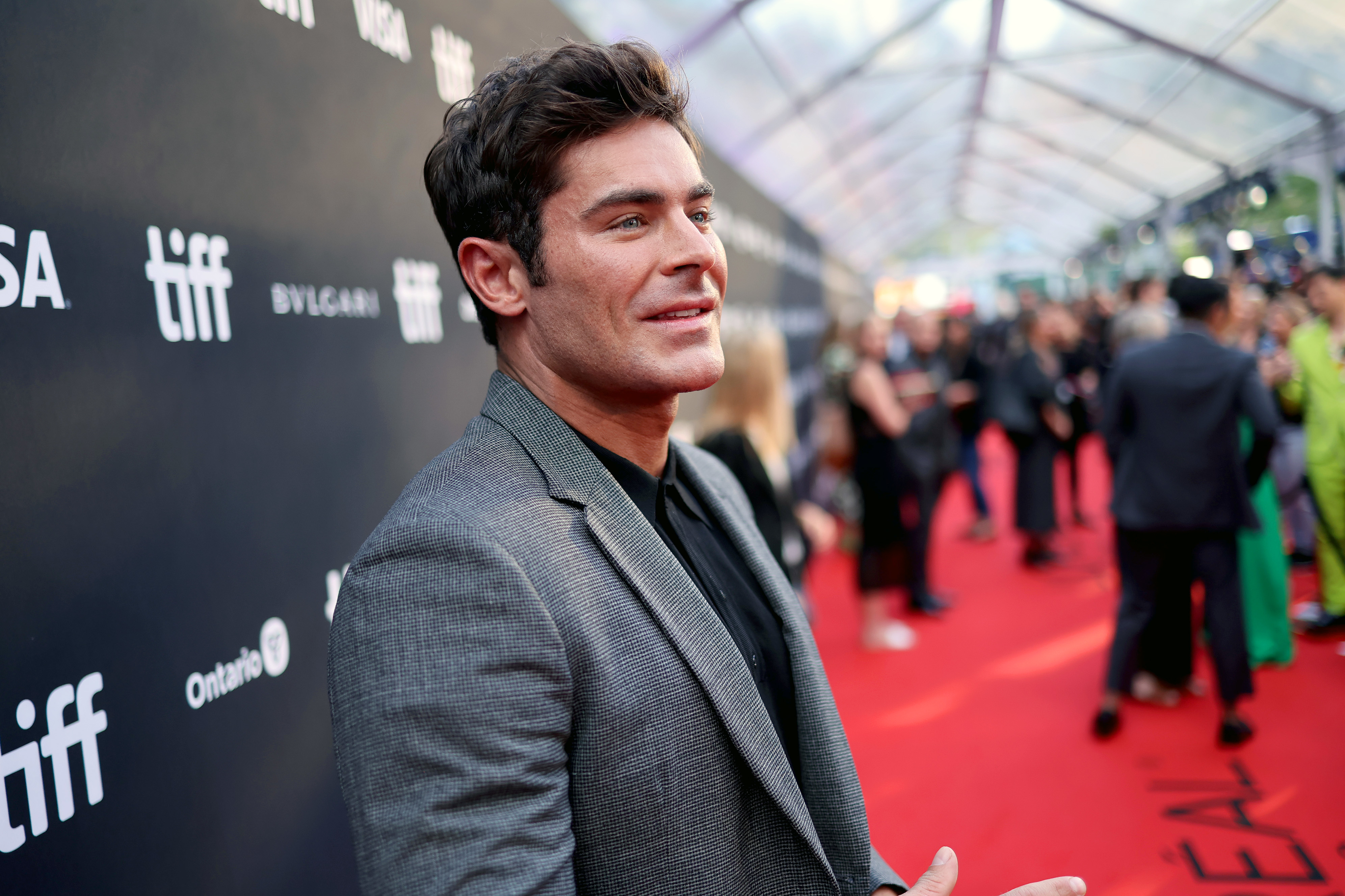 Close-up of Zac on the red carpet