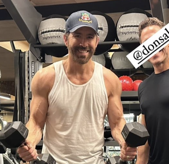 Closeup of Ryan Reynolds in the gym