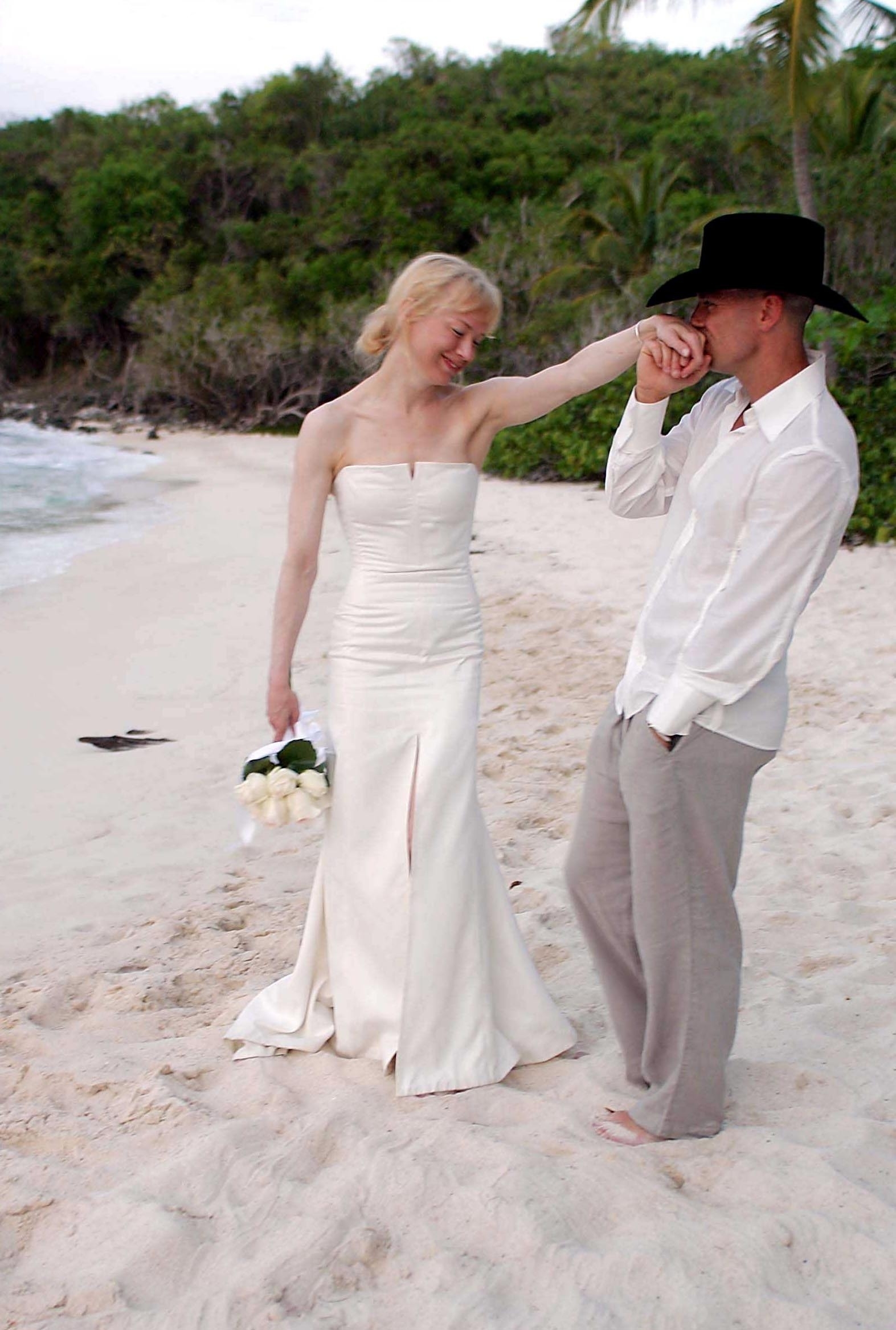Renée Zellweger and Kenny Chesney on their wedding day