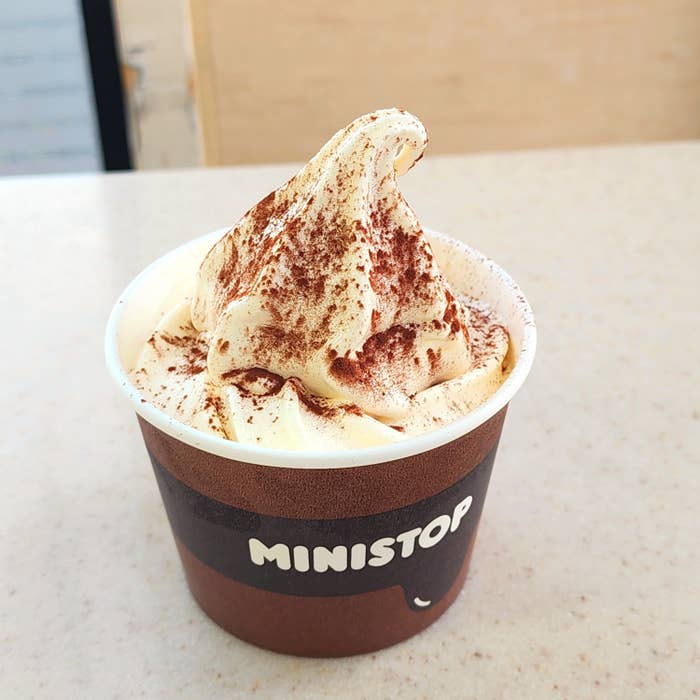 ミニストップのおすすめスイーツ「とろけるフォンダンショコラ」