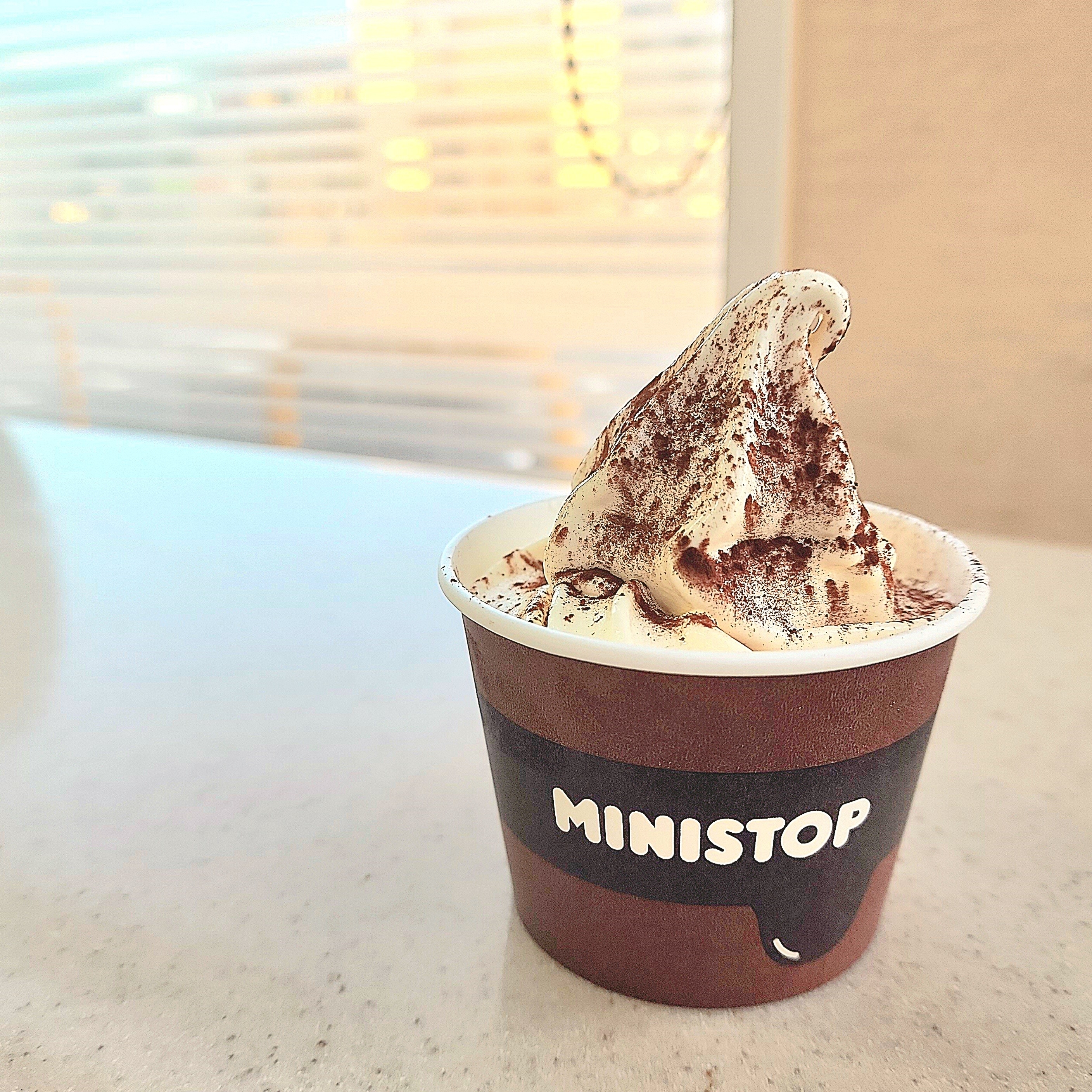 ミニストップのおすすめスイーツ「とろけるフォンダンショコラ」