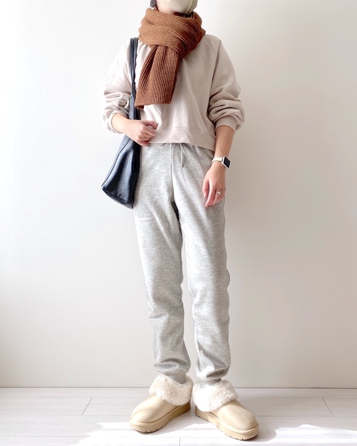 ユニクロのオススメのストール「チャンキーストール」のコーディネート