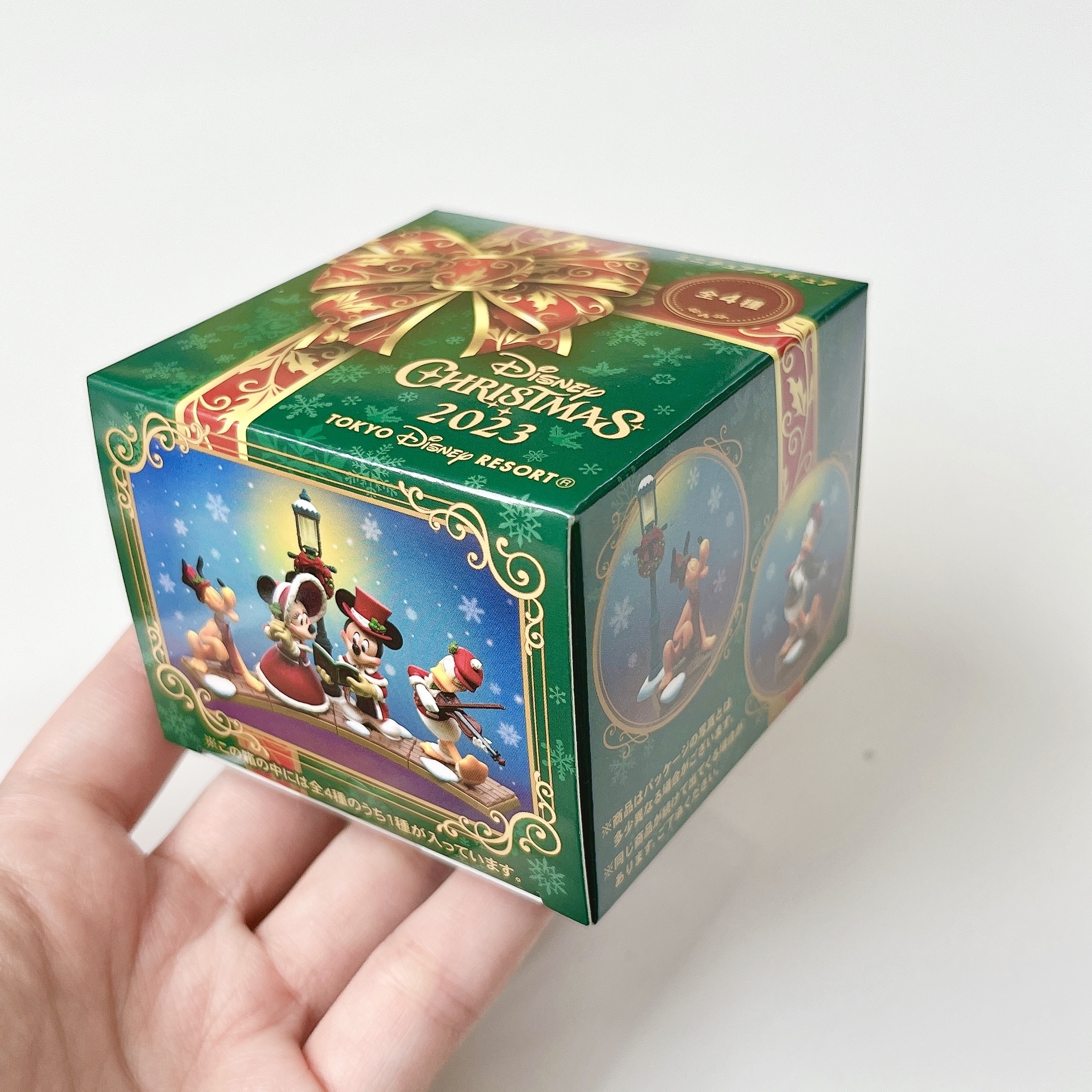 ディズニーランドの「クリスマス限定おみやげ」がカワイイ！全種類