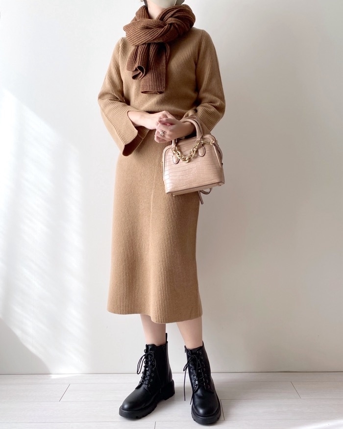 ユニクロのオススメのストール「チャンキーストール」のコーディネート