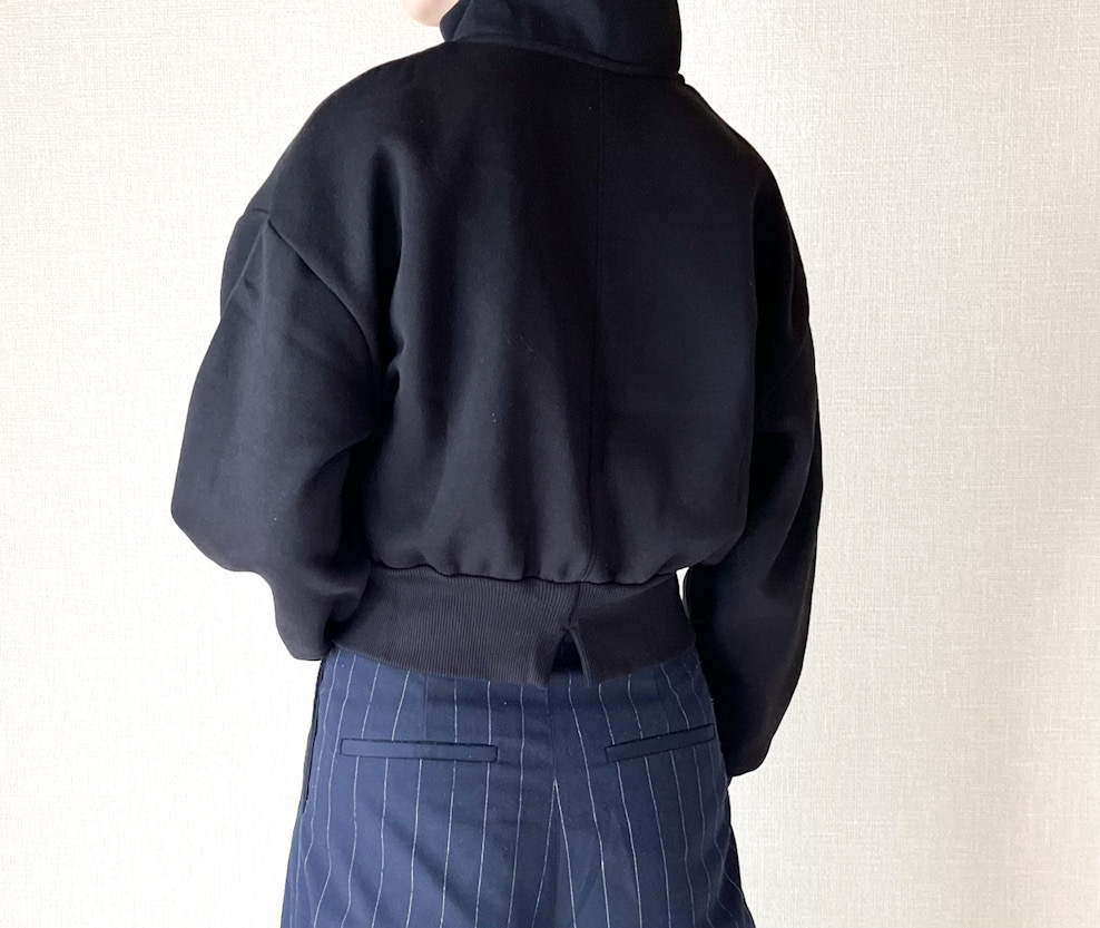 GU（ジーユー）のオススメのトップス「ヘビーウェイトスウェットショートハーフジッププルオーバー（長袖）」