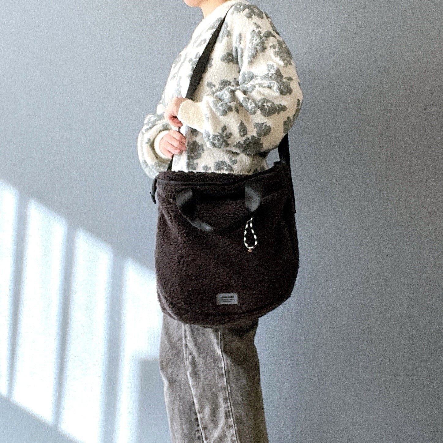 ニコアンドのオススメのバッグ「オリジナルロゴキルトショルダーバッグ」