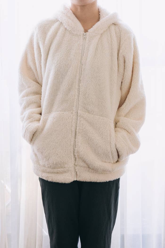 GUのオススメルームウェア「マシュマロフィールラウンジパーカ(長袖)+E(セットアップ可能)」