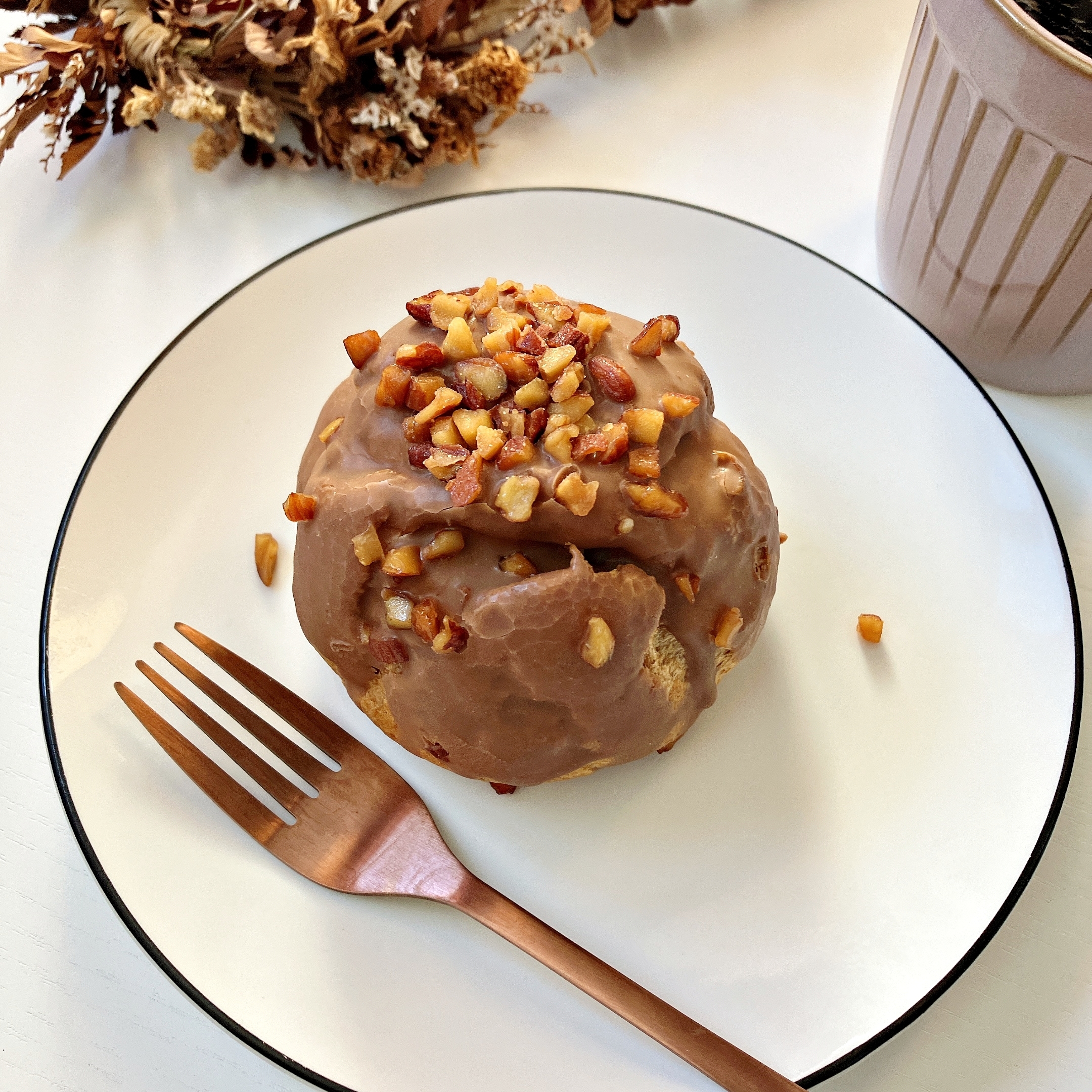 LAWSON(ローソン)のおすすめスイーツ「渋皮マロンクリームシュー」