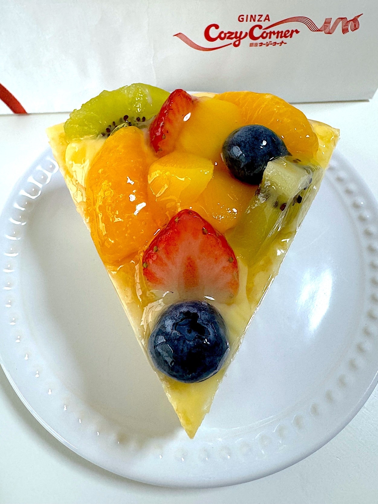 コージーコーナーのオススメのスイーツ「贅沢フルーツのミルクレープ」
