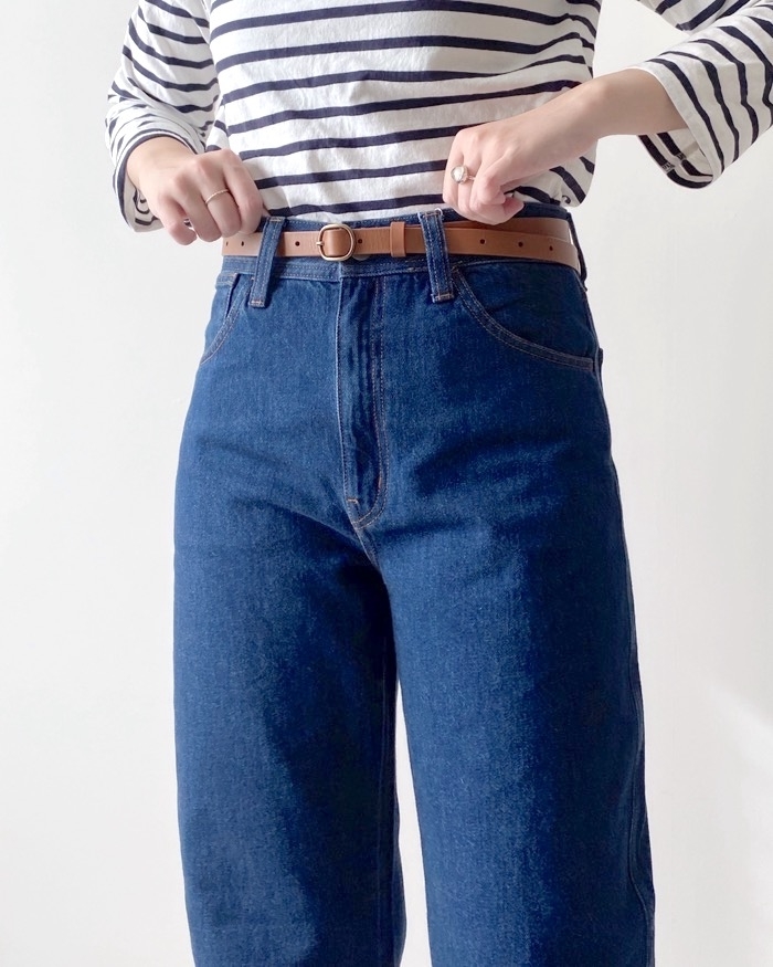 Uniqulo Uのおすすめアイテム「カーブジーンズ」