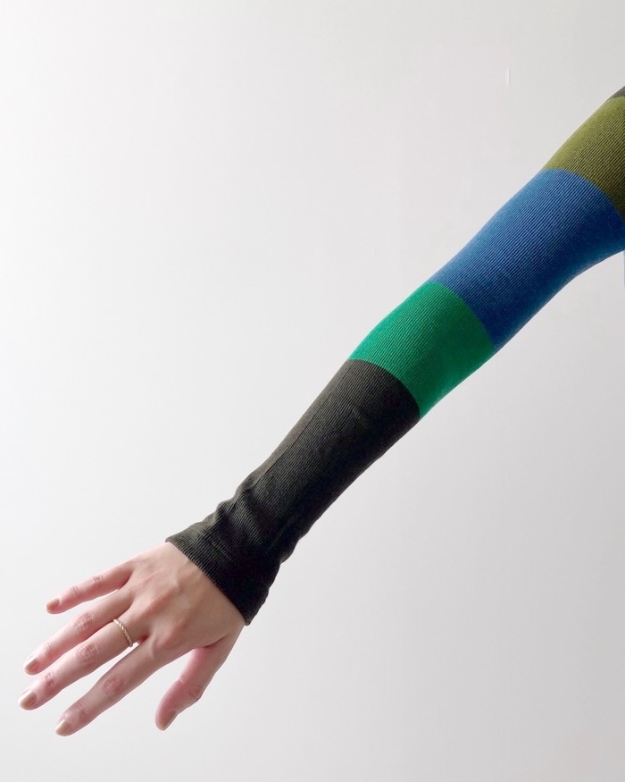 ユニクロのおすすめ「ヒートテックシームレスリブタートルネックT(極暖・長袖)」