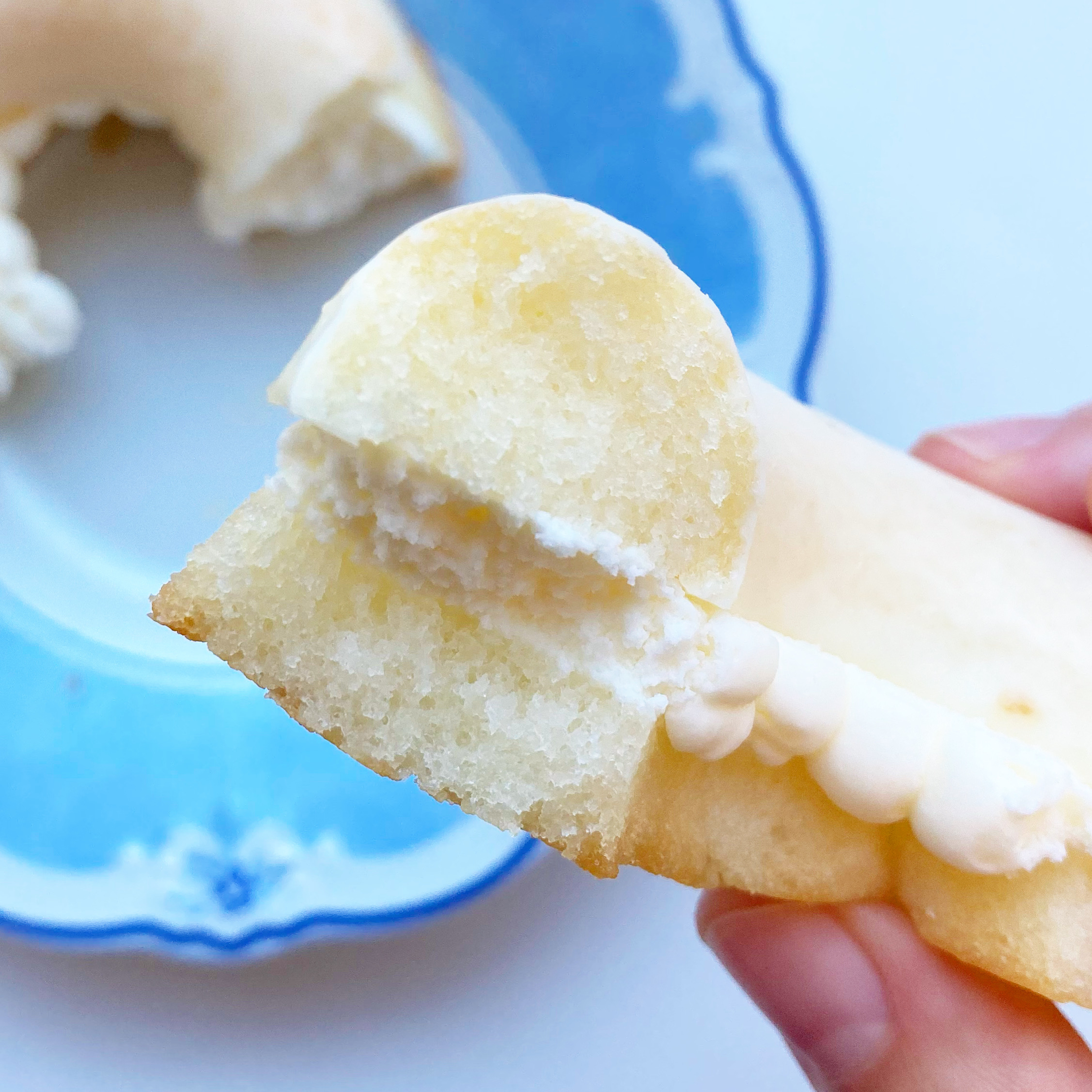 LAWSON（ローソン）のおすすめスイーツ「Uchi Café×Milk MILKフィナンシェケーキ」