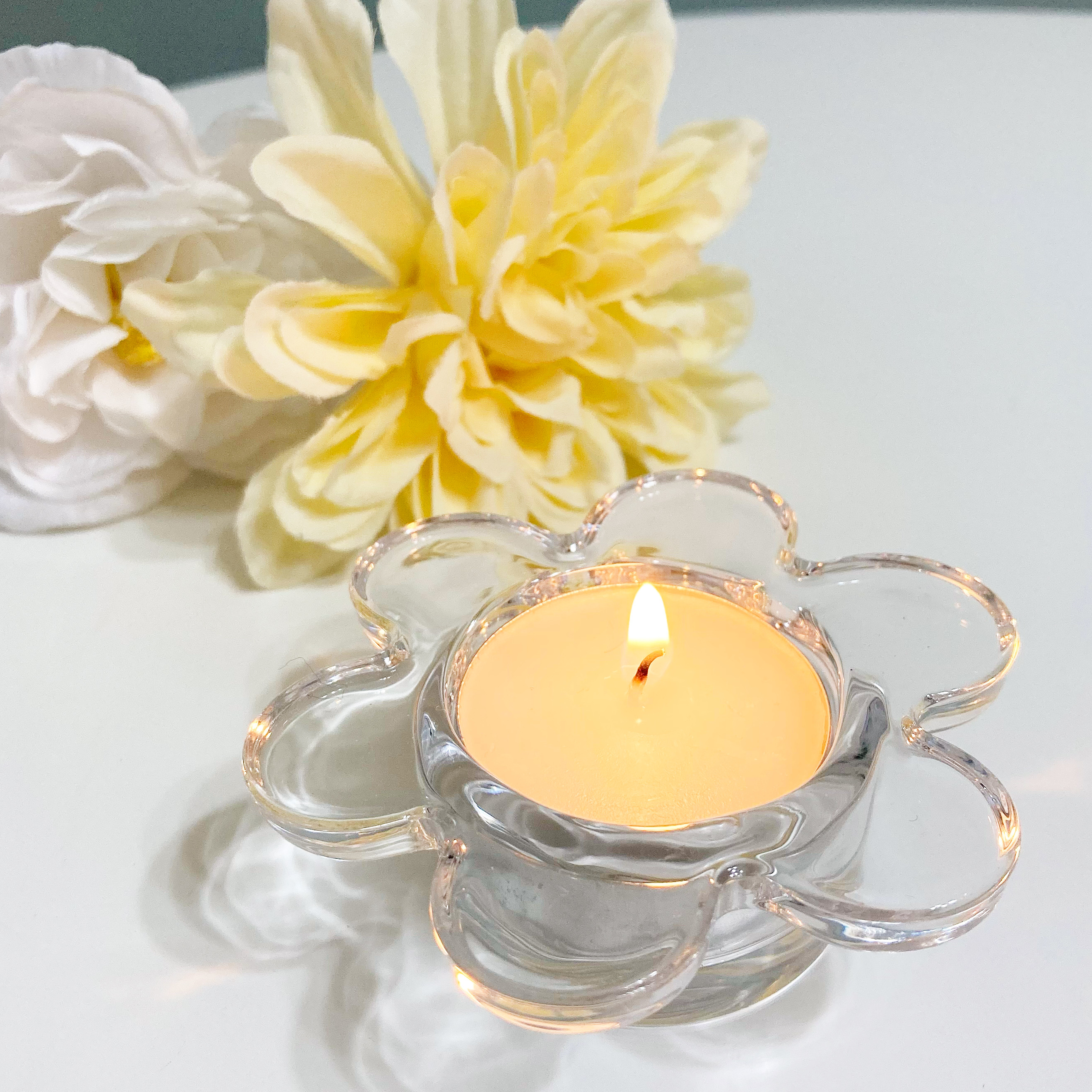 CanDo(キャンドゥ)の高見えインテリア「キャンドルホルダー ラウンドペタル花」