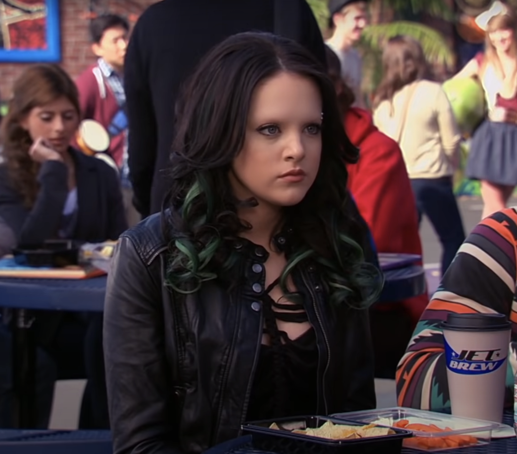 goth chick at school lunch
