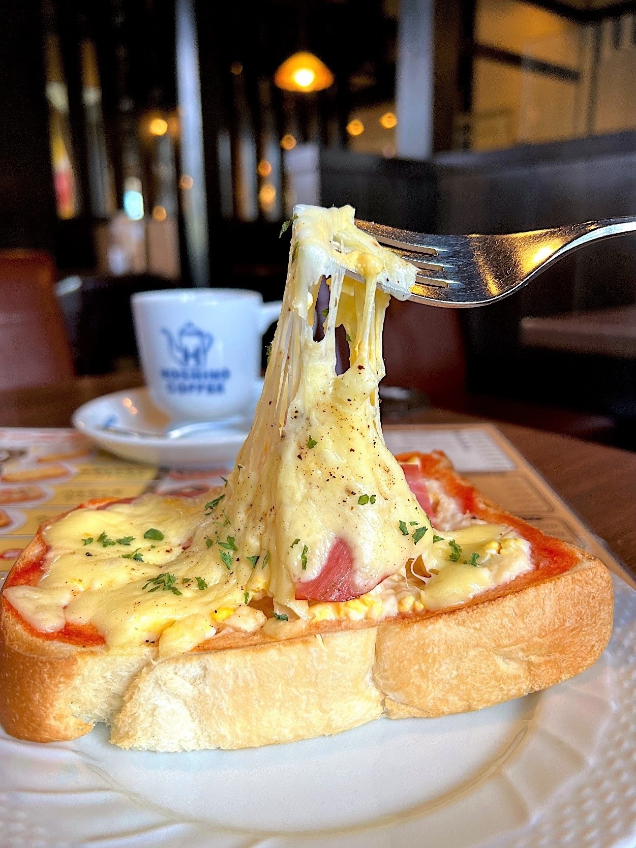 星乃珈琲店のおすすめモーニング「ハムチーズトースト」