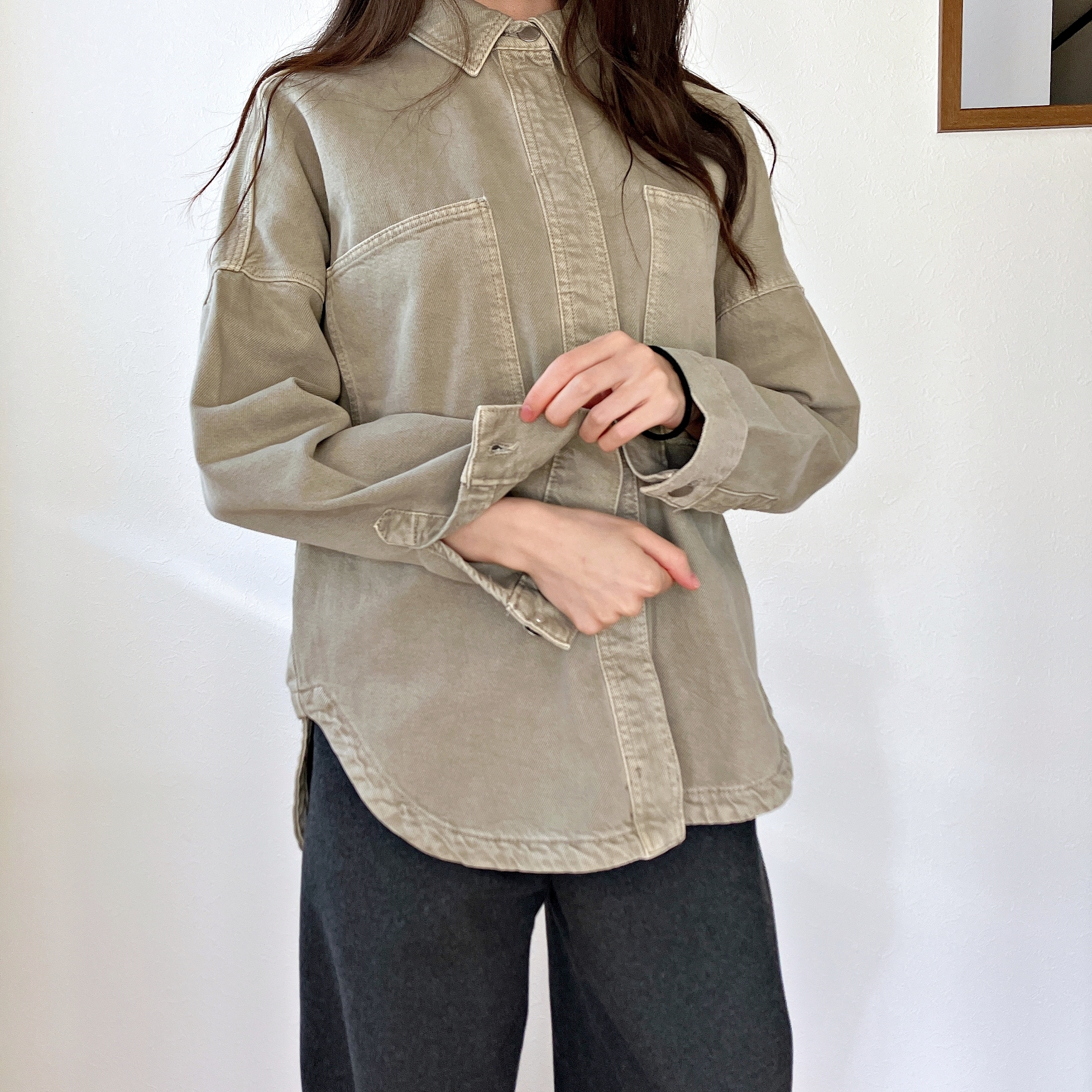 ZARA(ザラ)のおすすめトップス「ポケット付きオーバーサイズシャツジャケット」