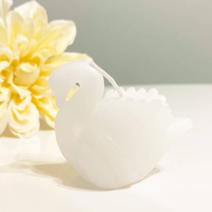 CanDo（キャンドゥ）の高見えインテリア「キャンドル スワン」